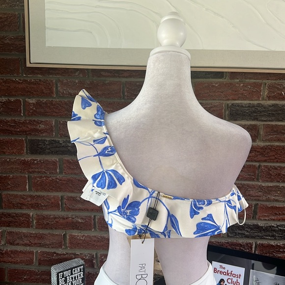 PatBO Nightflower One Shoulder BIKINI TOP Size Small NWT - Picture 3 of 5
